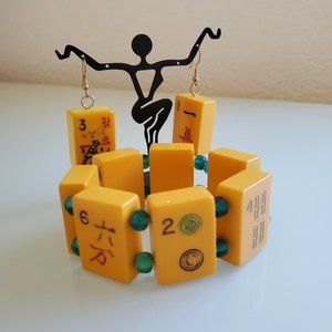 Vintage MAH JONG Egg Yolk BAKELITE Stretch Bracelet and Earrings Set